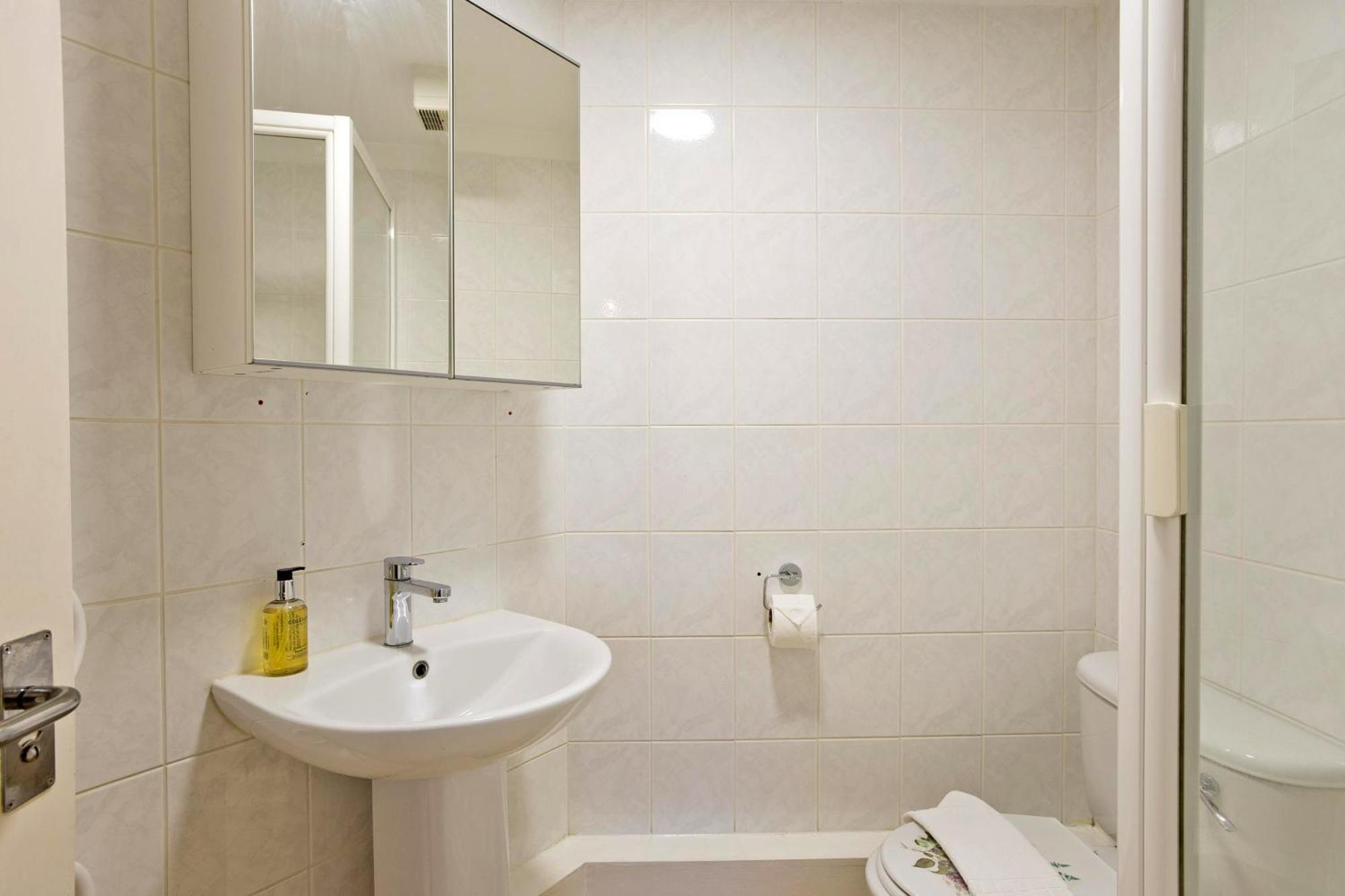 Imperial Meridian Place Apartment London Eksteriør bilde